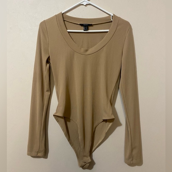 Forever 21 Bodysuit Snap Scoop Neck Tan Brown Beige Long Sleeve Women’s Large - Picture 1 of 5